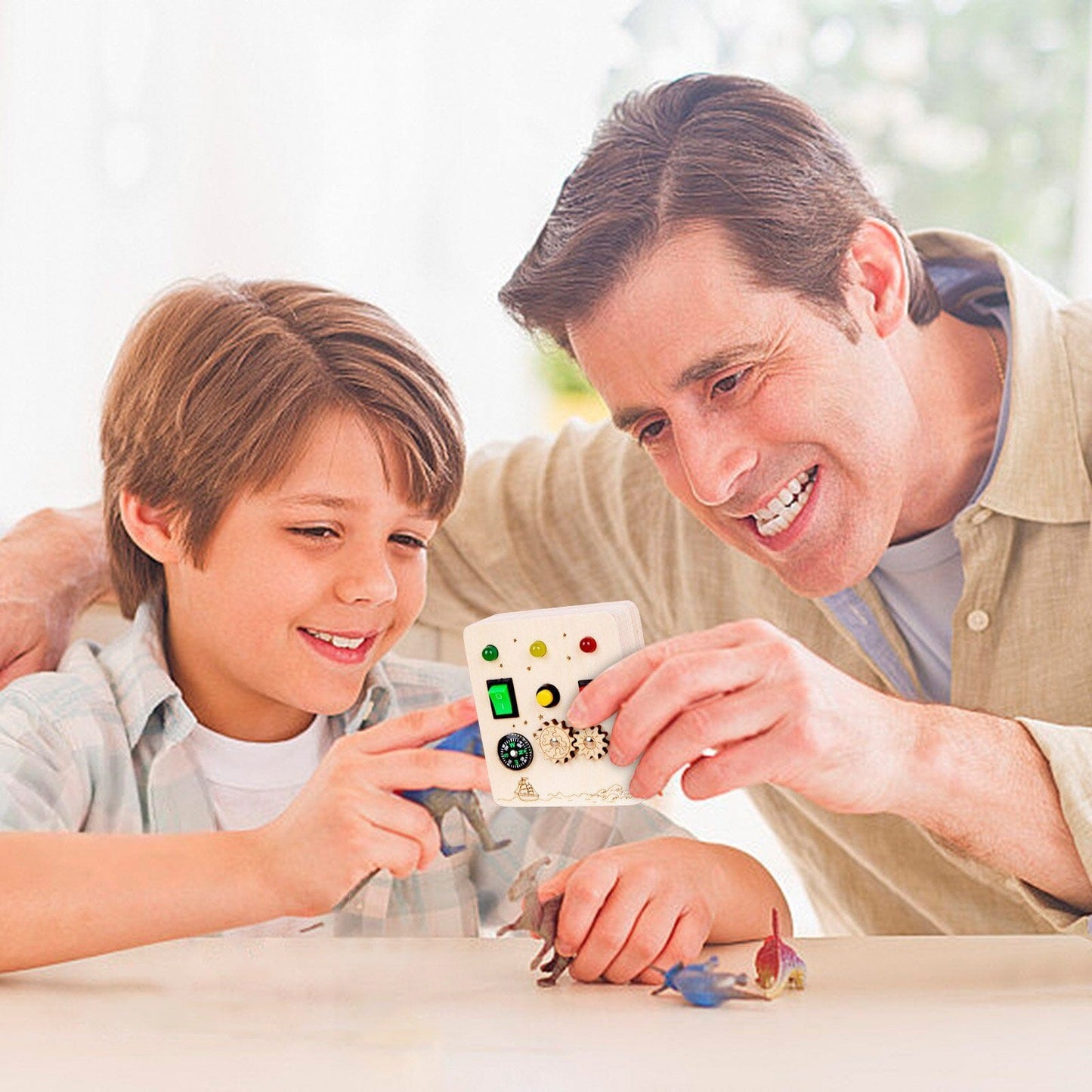 Tableau Montessori - BusyBoardCircuit™ - Boussole - Bébé Savant