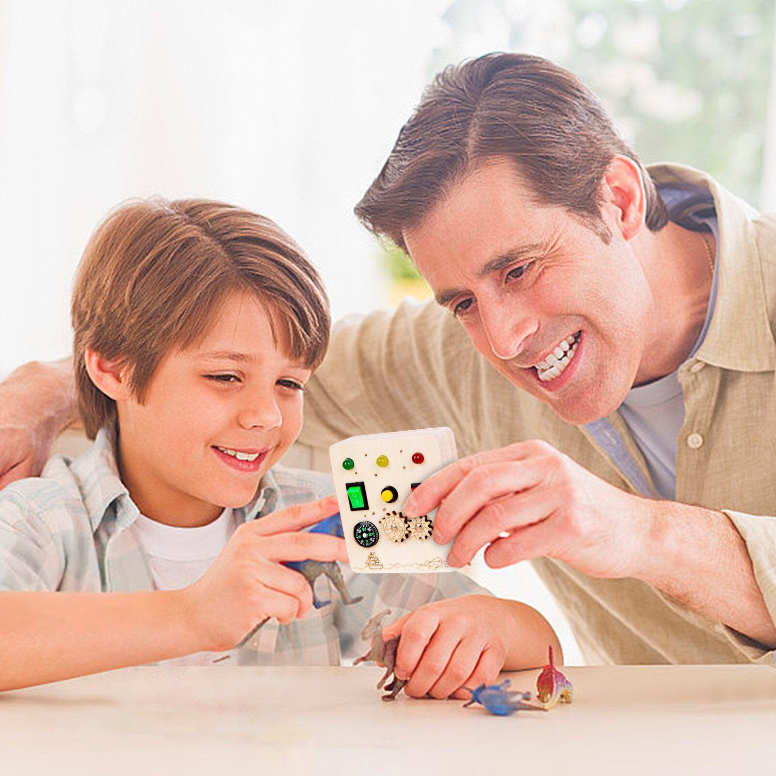 Tableau Montessori - BusyBoardCircuit™ - Boussole - Bébé Savant