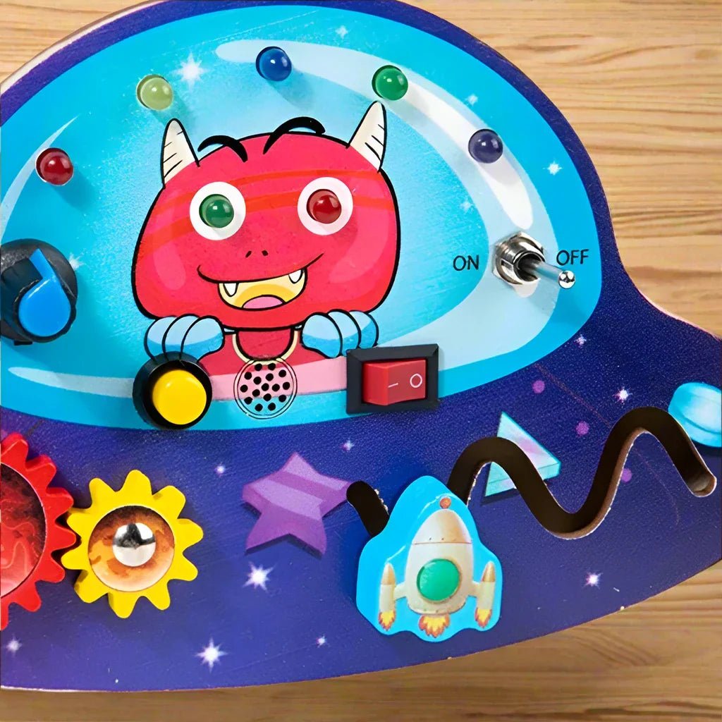 Tableau Montessori - BusyBoardCircuit™ - OVNI - Bébé Savant